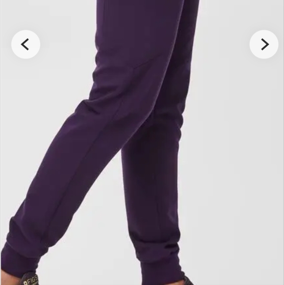 BNWT Purple Jam Figs Zamora Scrub Joggers in XXL - Picture 2 of 4